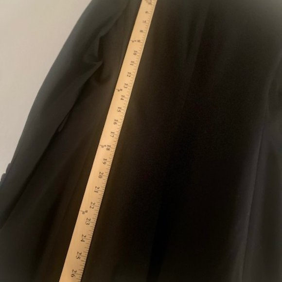 Brand new with tags Armani Collezioni single-button black blazer - Picture 9 of 12